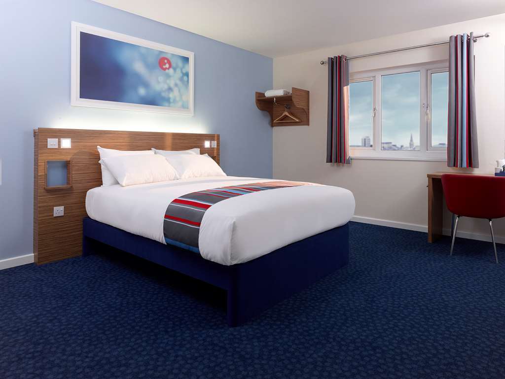Travelodge Ely Phòng bức ảnh